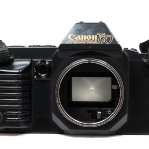 Canon T70 runko ja Canon FD 35-105 f/3.5 (käytetty)