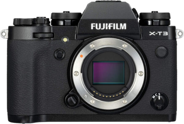 Fujifilm X-T3 runko -musta + XF 18-55mm F2.8-4 R LM OIS