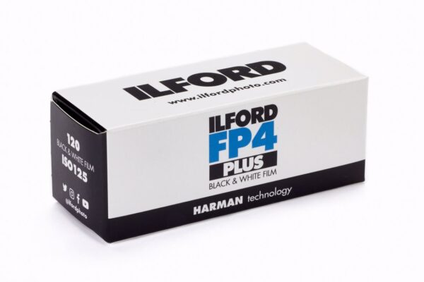 Ilford FP4 Plus125 120 Mustavalkofilmi