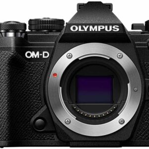 Olympus OM-D E-M5 Mark III musta runko