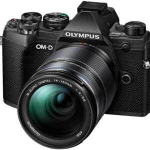 Olympus OM-D E-M5 Mark III 14-150mm Kit musta